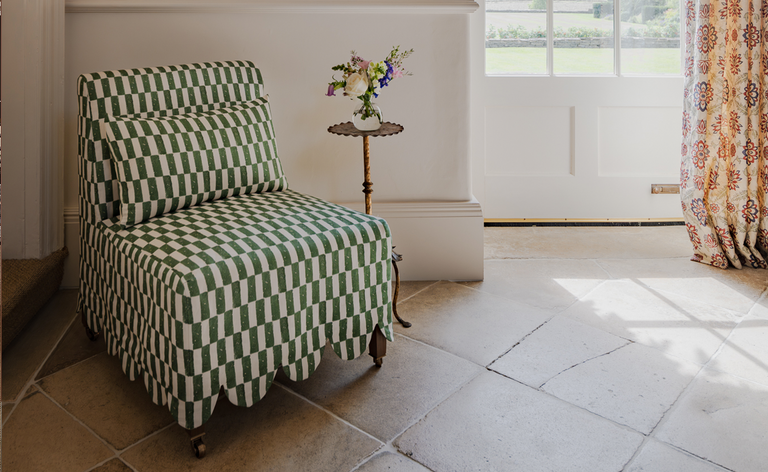 Hendal Slipper Chair | loose cover scalloped skirt