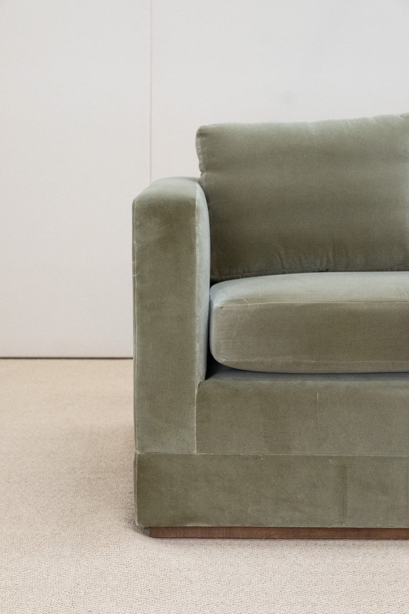 Lowndes Sofa | Great condition
