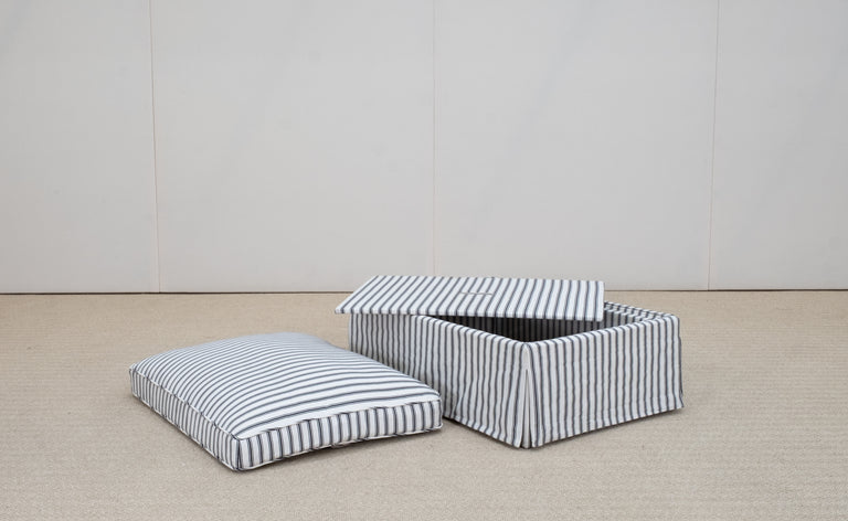 Hyde Dog Bed | Excellent Condition