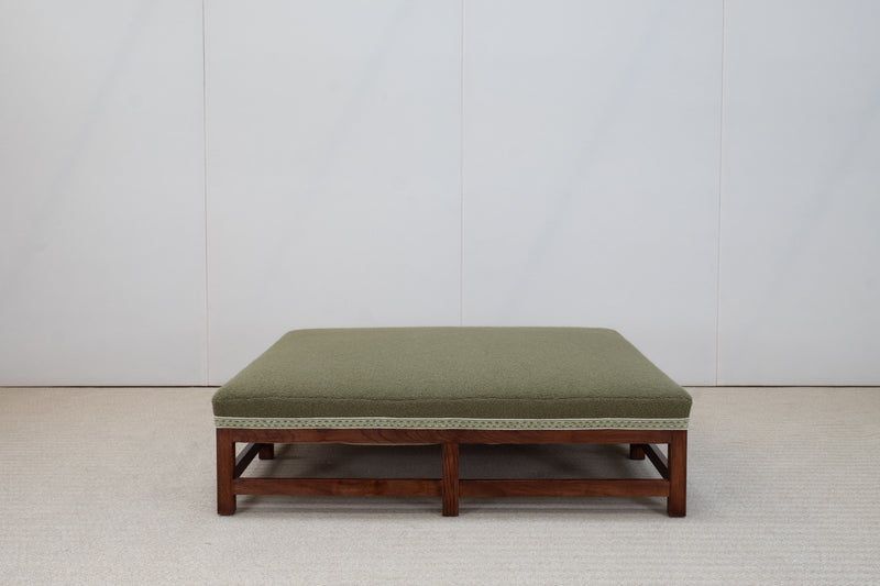 Holland Ottoman | Excellent Condition