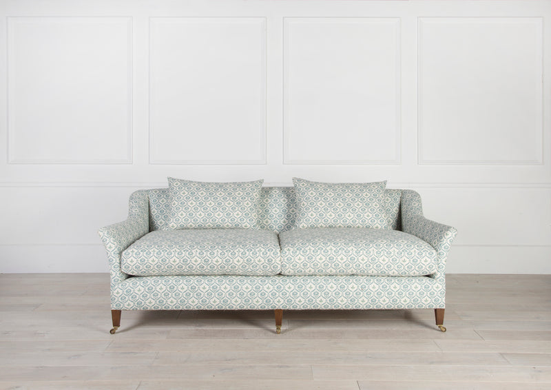 Traditional Elmstead Sofa