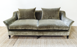 The Traditional Elmstead sofa | Ex-Designer Model